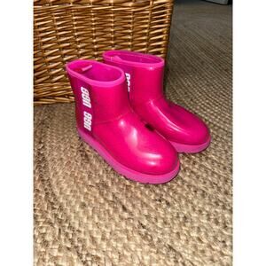 Ugg logo clear mini hot pink boots women's size 7